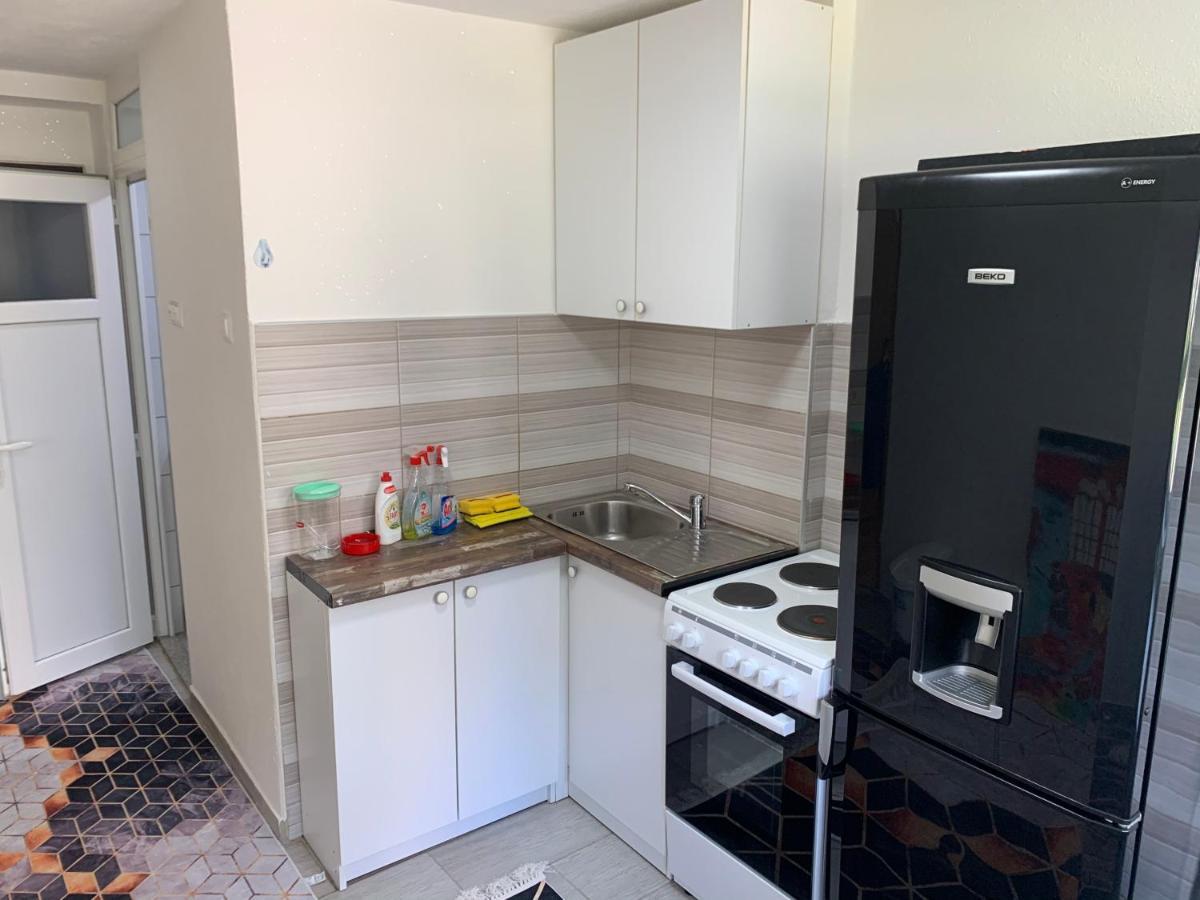 Stan Na Dan Otel Zeniça Dış mekan fotoğraf