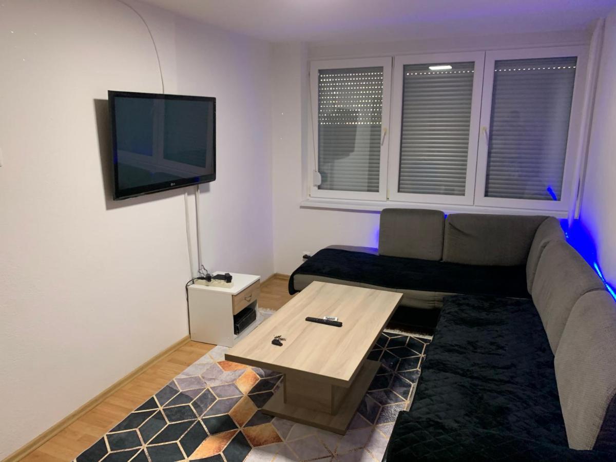 Stan Na Dan Otel Zeniça Dış mekan fotoğraf